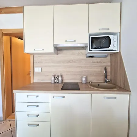Mandi - Pet Friendly Sečovlje