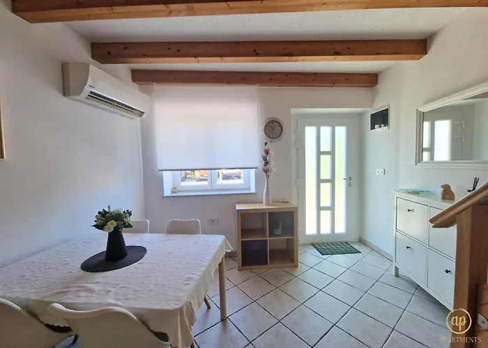 Mandi - Pet Friendly Hébergement de vacances Sečovlje